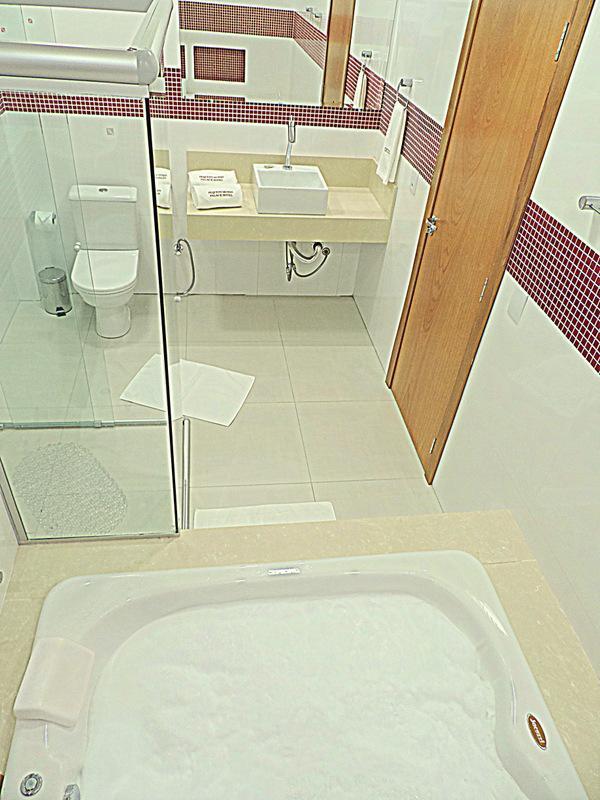 Hotel Pequeno Mundo 2 Campo Verde Екстериор снимка