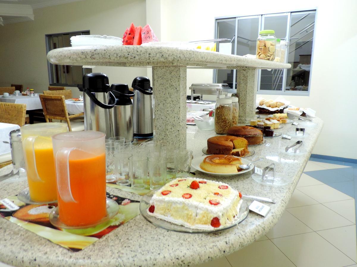 Hotel Pequeno Mundo 2 Campo Verde Екстериор снимка
