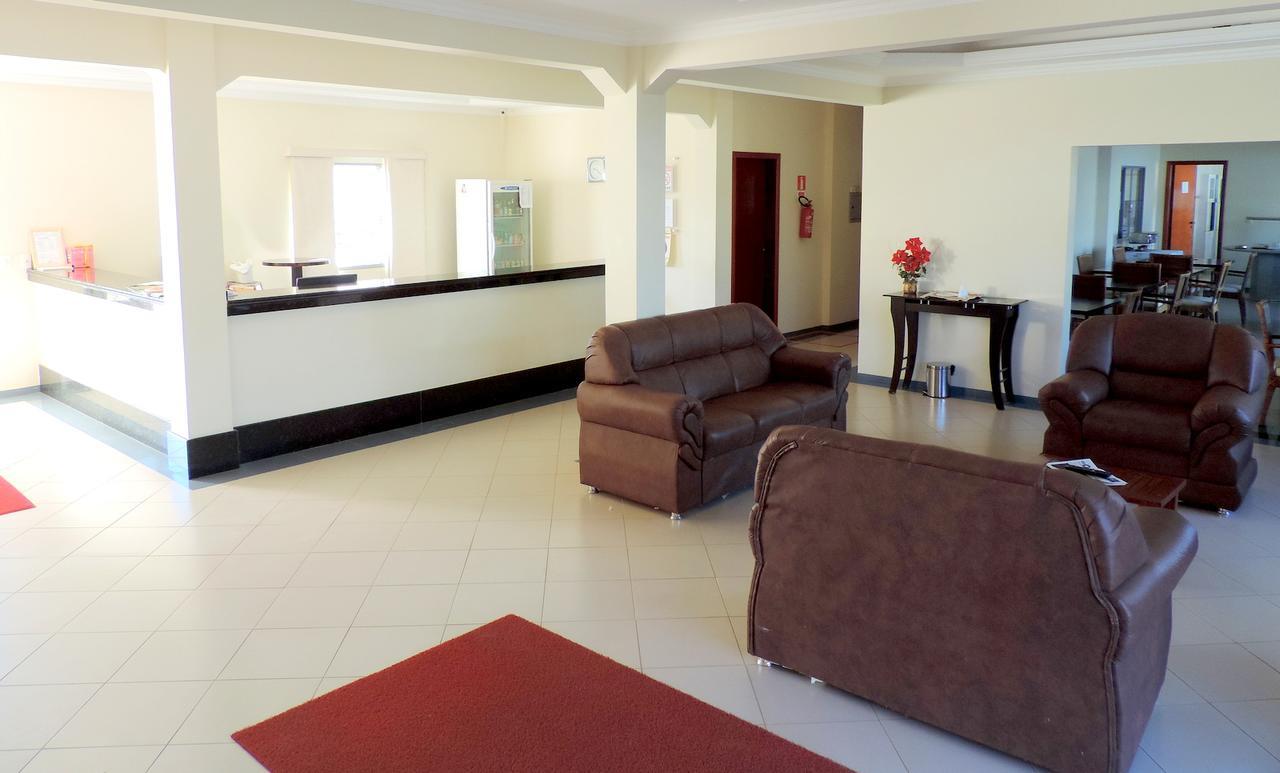 Hotel Pequeno Mundo 2 Campo Verde Екстериор снимка